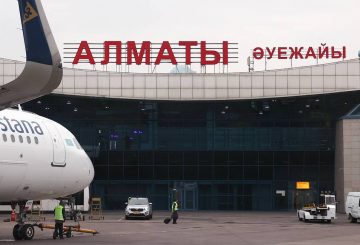 ALMATY, KAZAKHSTAN – OCTOBER 6, 2021: A passenger plane operated by the Air Astana at the Almaty International Airport. Valery Sharifulin/TASS Êàçàõñòàí. Àëìàòû. Ñàìîëåò àâèàêîìïàíèè "Ýéð Àñòàíà" ó çäàíèÿ ìåæäóíàðîäíîãî àýðîïîðòà "Àëìàòû". Âàëåðèé Øàðèôóëèí/ÒÀÑÑ