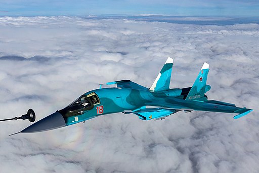 Refuelling a Sukhoi Su-34 (RF-95847)