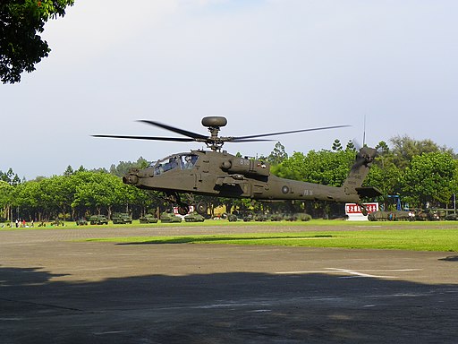 ROCA AH-64E 810 Taking off from ROCMA Ground 20140531a
