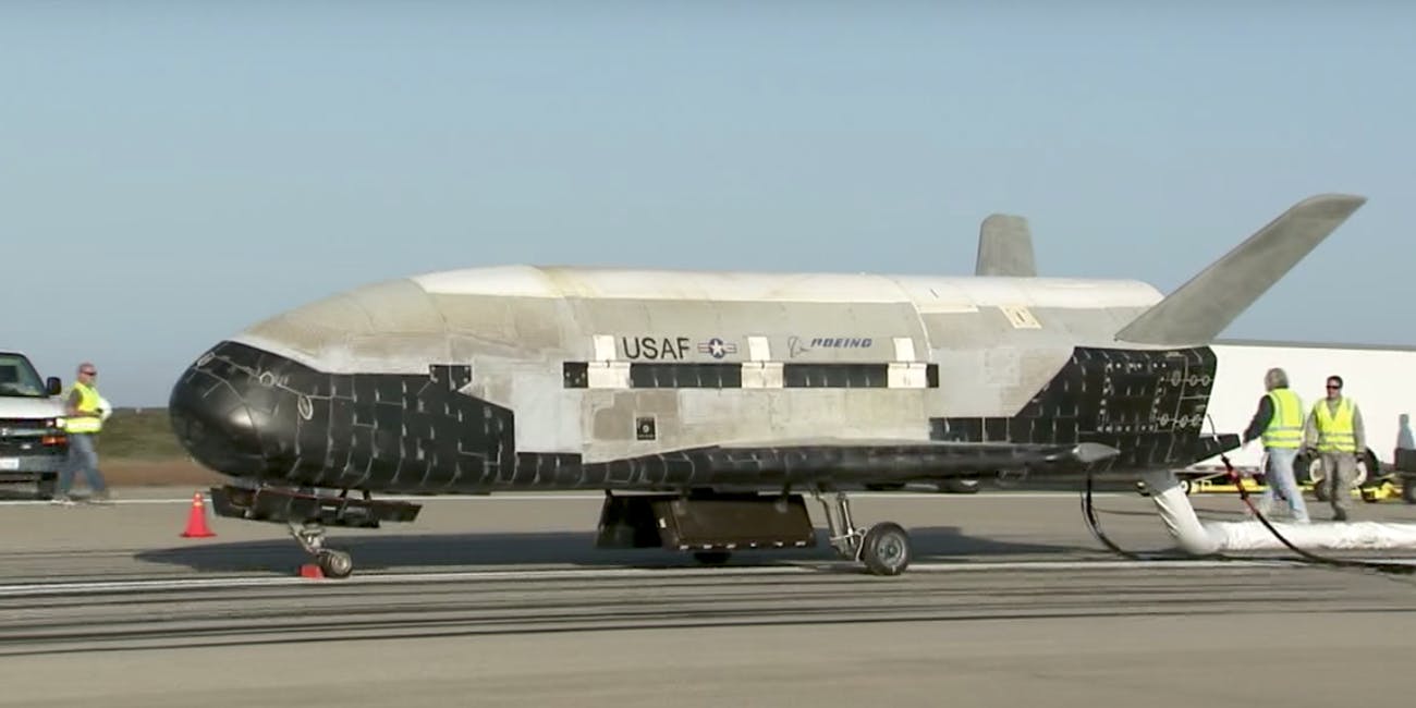 the-x-37b-orbital-test-vehicle-landing-in-2012