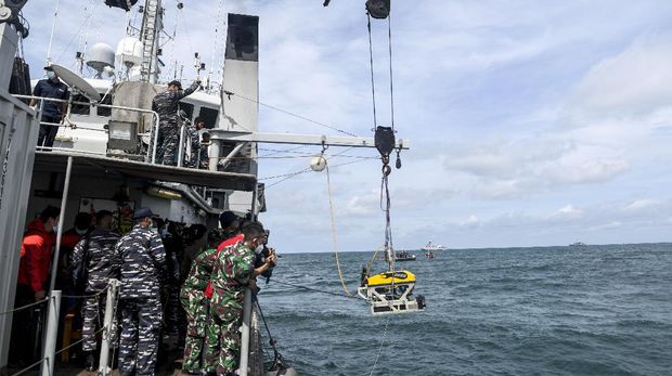 image_2086470_20210118_ob_9a6654_ocea-kri-933-rigel-robot-bawah-laut-ca