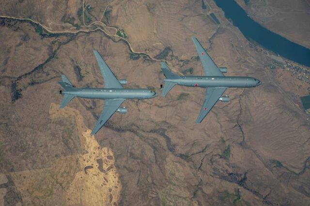 Primo rifornimento in volo per il KC-46 giapponese-2 (002)