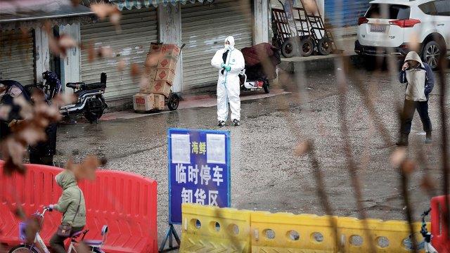 Wuhan_Coronavirus_market_hazmat_1280x720_1