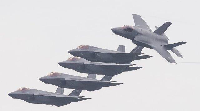 Addestramento congiunto RAF e F35 (2)