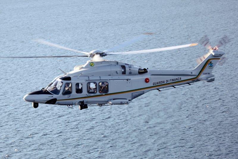 AW835-HR
