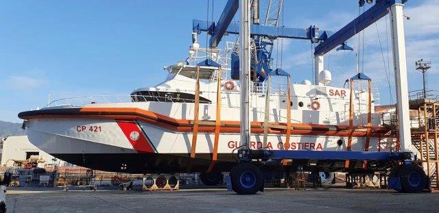 Intermarine - CP421 (002)