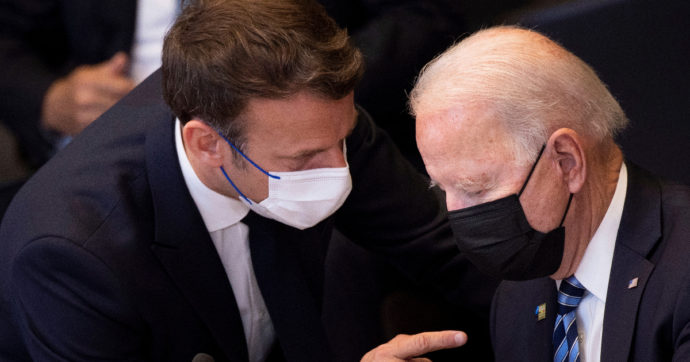 biden-macron-690x362