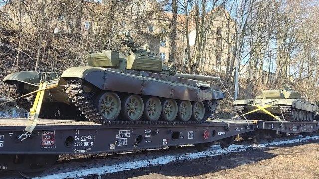 czech-t-72-tanks-ukraine-russia-invasion