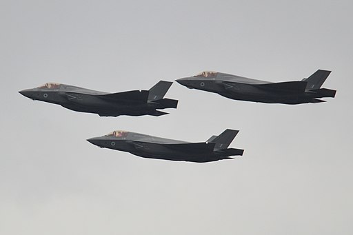RAF100 Flypast -18 ‘GIBSON’ formation. 10-7-2018 (43936191992)