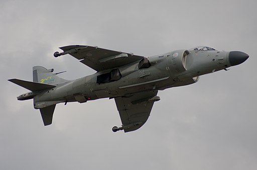 Sea Harrier FA2 in flight - Drummondville Air Show