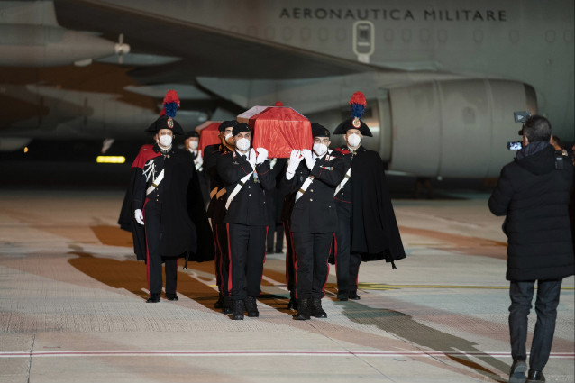 02dd4ebb-7fc7-48f5-a201-c206f606438b12salme_ciampinoMedium