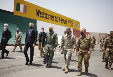 9433fd9d-7ba6-44fb-bf42-2391c644d3a602Medium