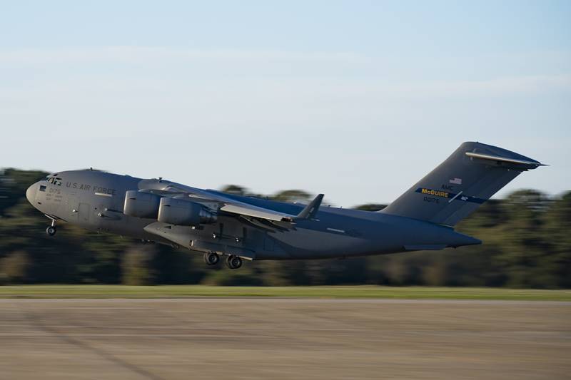 USAF_deploys_Raptors_to_Guam3