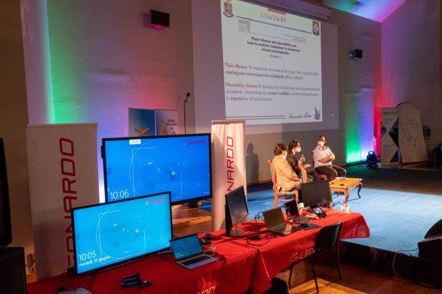 Un momento dell'evento formativo organizzato dall'Aeronautica Militare insieme a Unicampania CIRA Leonardo Digitalcomoedia (002)