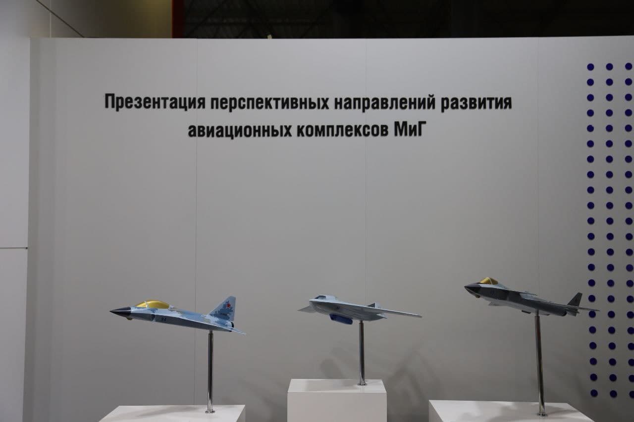 MiG (4) (002)