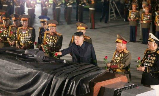 rodong-jul27-kju-Fatherland-Liberation-War-Martyrs-Cemetery-pak-jong-chon-kwon-yong-jin-ri-yong-gil-1-535x325