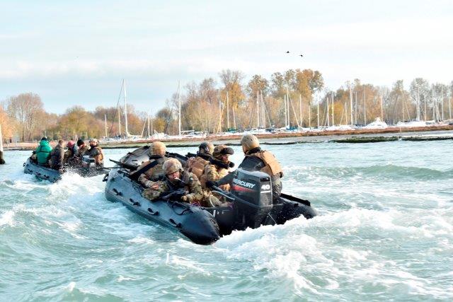 5 MOMENTO DELL'ATTIVITA' ADDESTRATIVA NELLA LAGUNADI VENEZIA 2 (002)