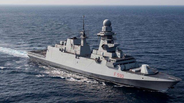 3ef23d23-6de1-4e97-a2b1-37f0dad1c6cb20200323_nave_bergamini_attivita_addestrativa_mar_arabico_hp