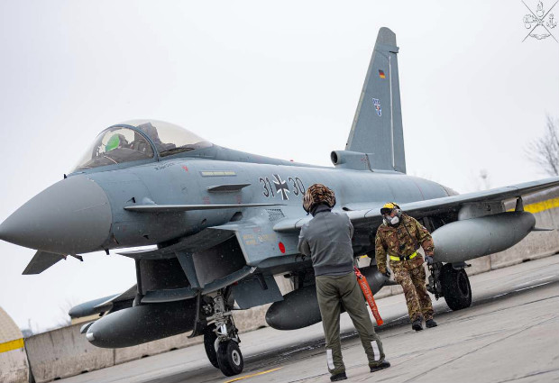 989b23ef-43d6-4ccc-8dfe-95d821270896dsc_5746Medium