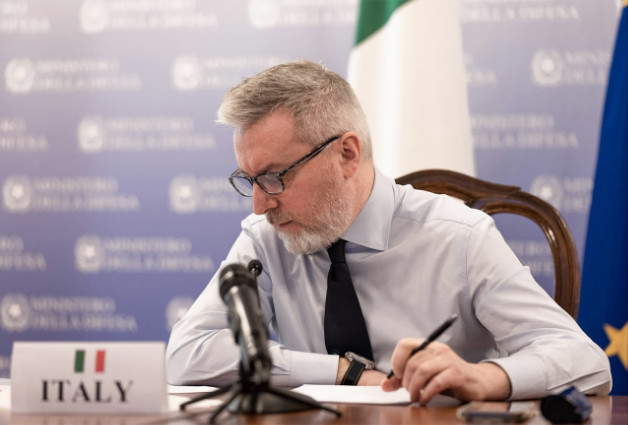 b57c6a85-c0e8-4b66-80d1-92bb2d6a196a01-guerini-ueMedium